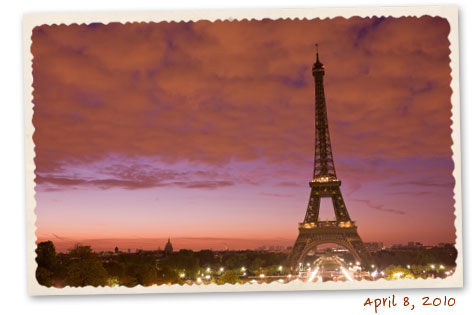 Paris at dawn: the Eiffel Tower